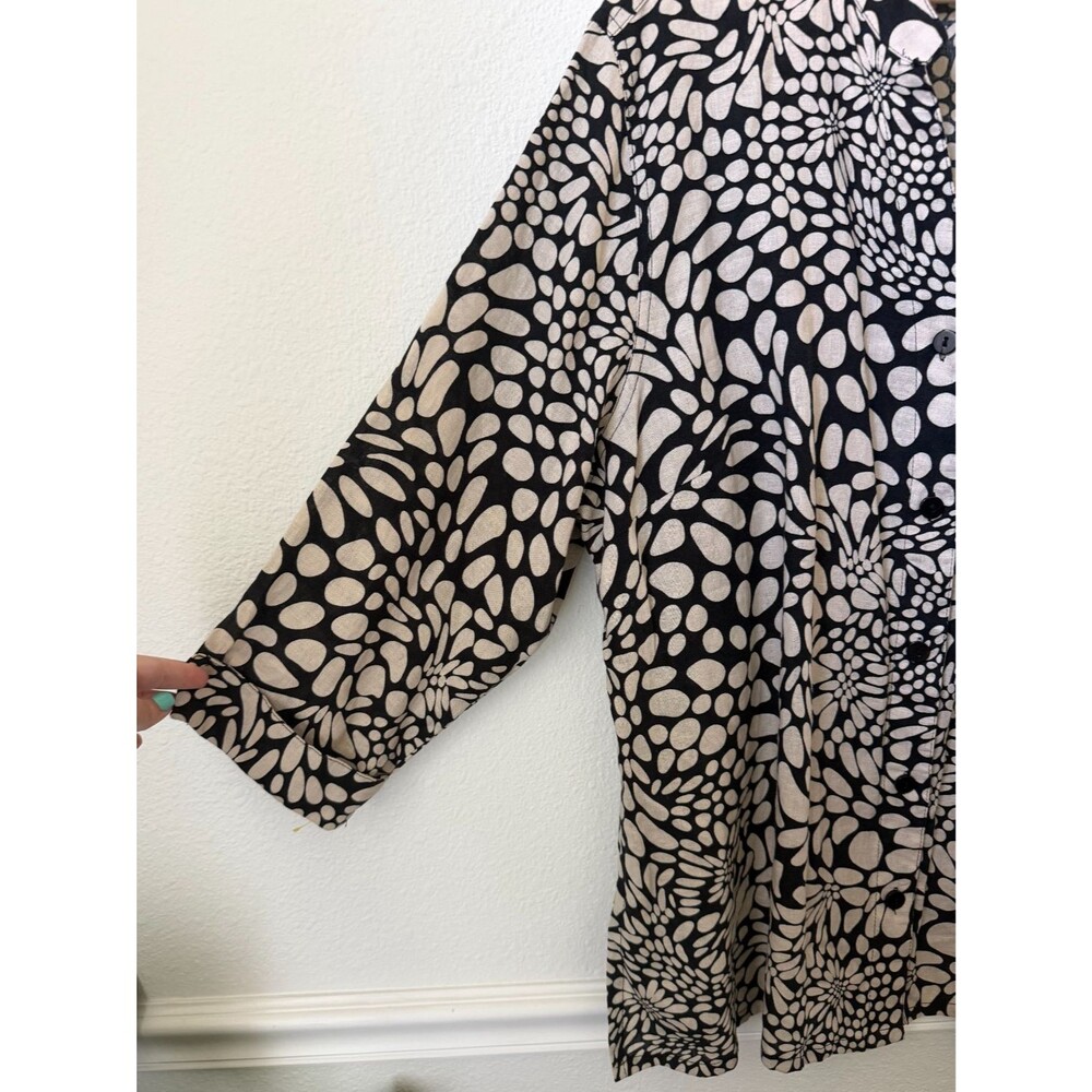 Saint Tropez West Shirt Women's 2X Beige Black Linen Button Up Boho Art Deco Top - Picture 6 of 11